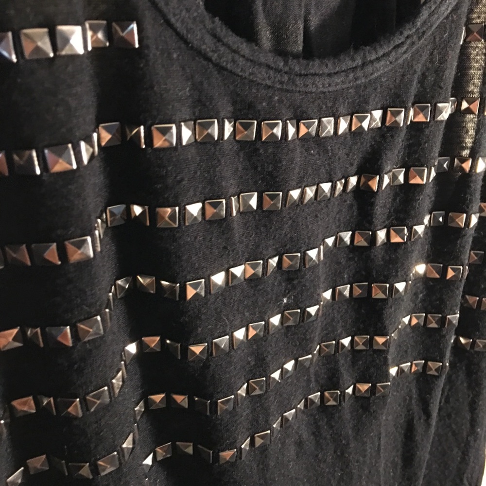 Studded tank